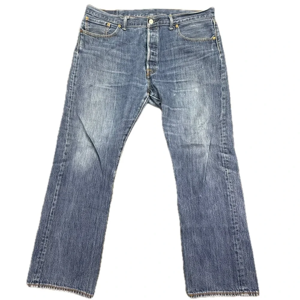 Levi's 501 Original Fit Jeans Mens‎ 40x32 Blue Medium Wash Button Fly Straight